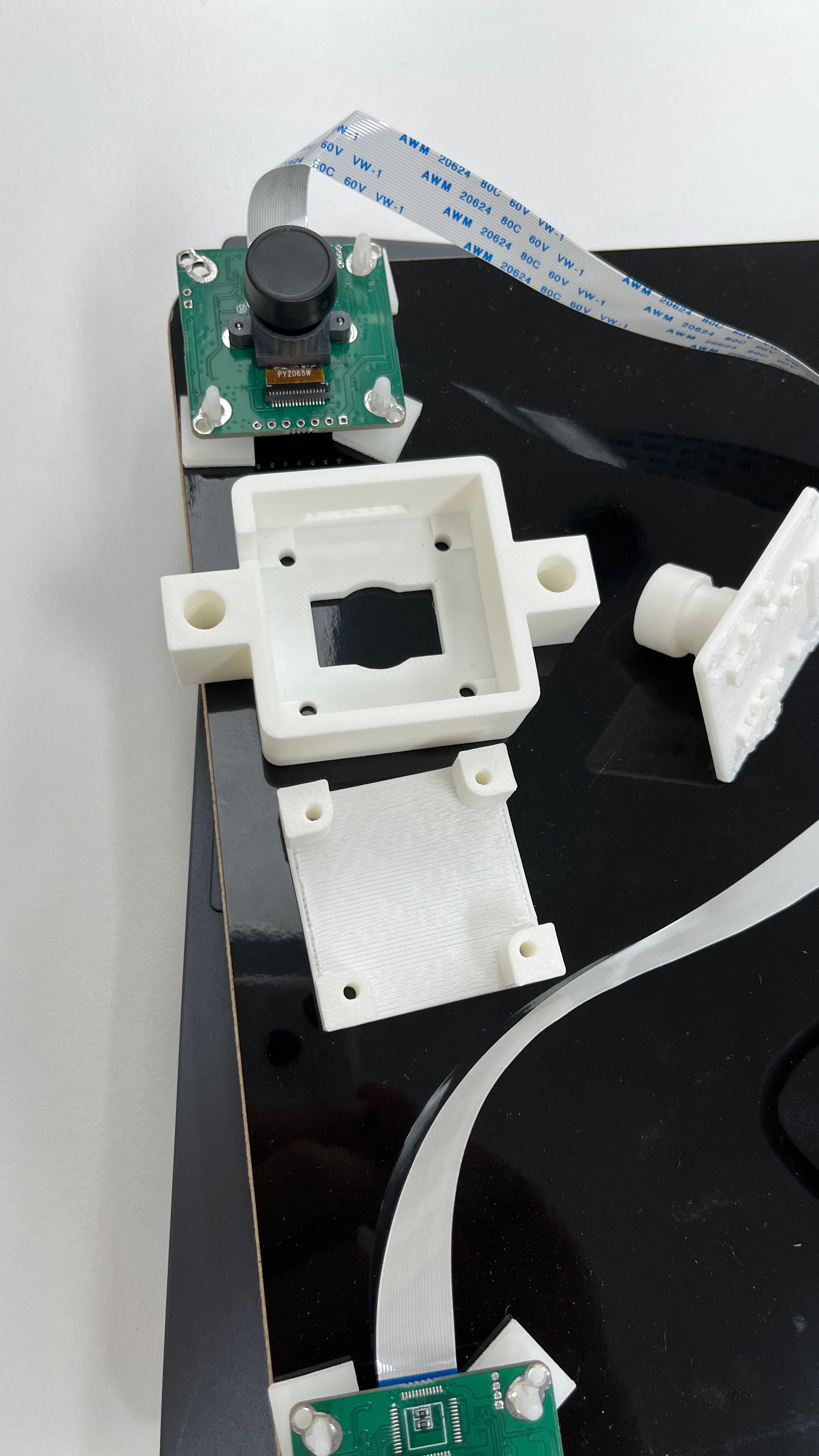 카메라 PCB, 케이스 본체, 덮개와 체결 부품 시제품